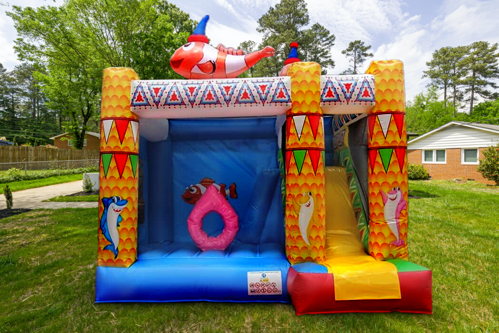 Jumping Rascals Splashy Fun at Ocean Play Castle!